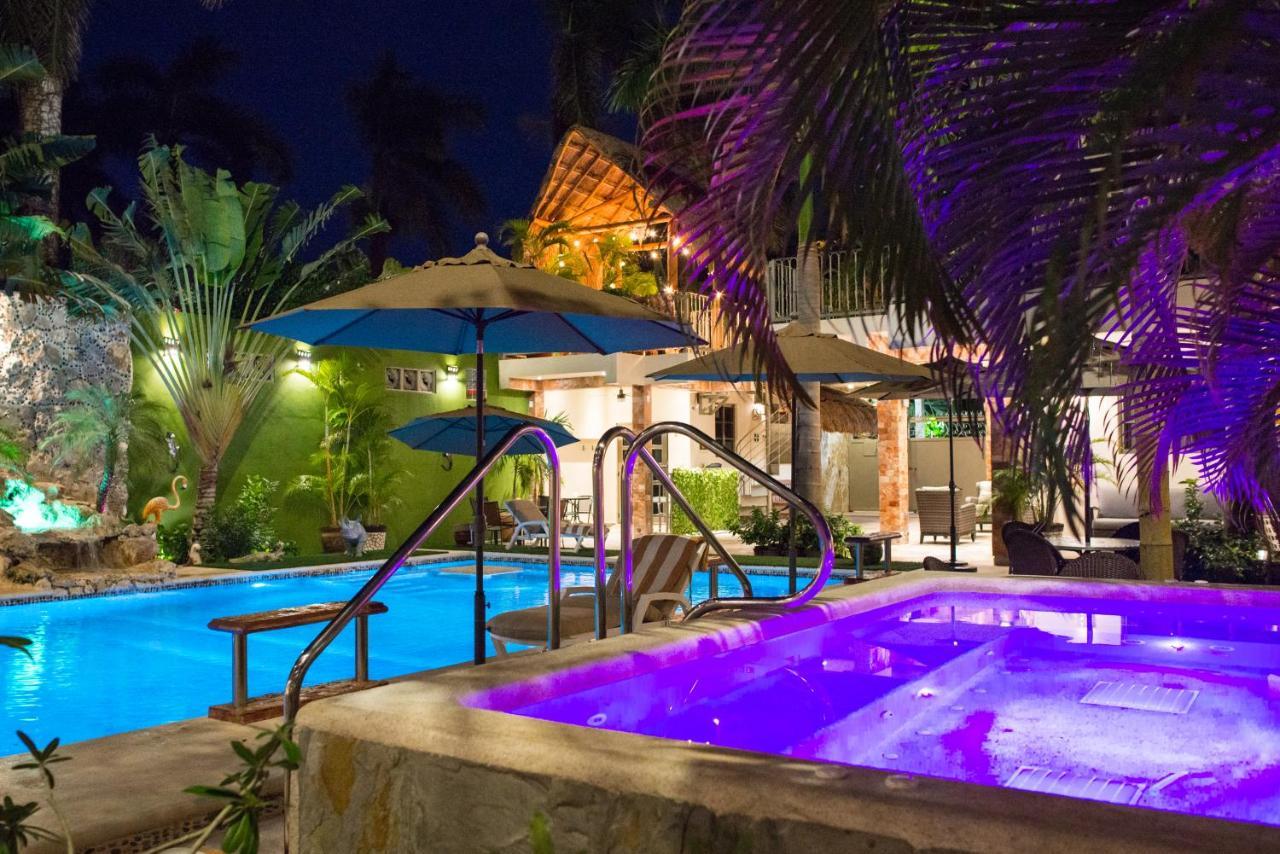 Alamos Inn Hotel Con Jacuzzi Y Piscina Cancun Bagian luar foto